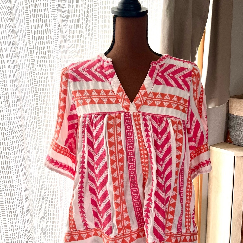 Old Navy Pink and Orange Patterned Blouse